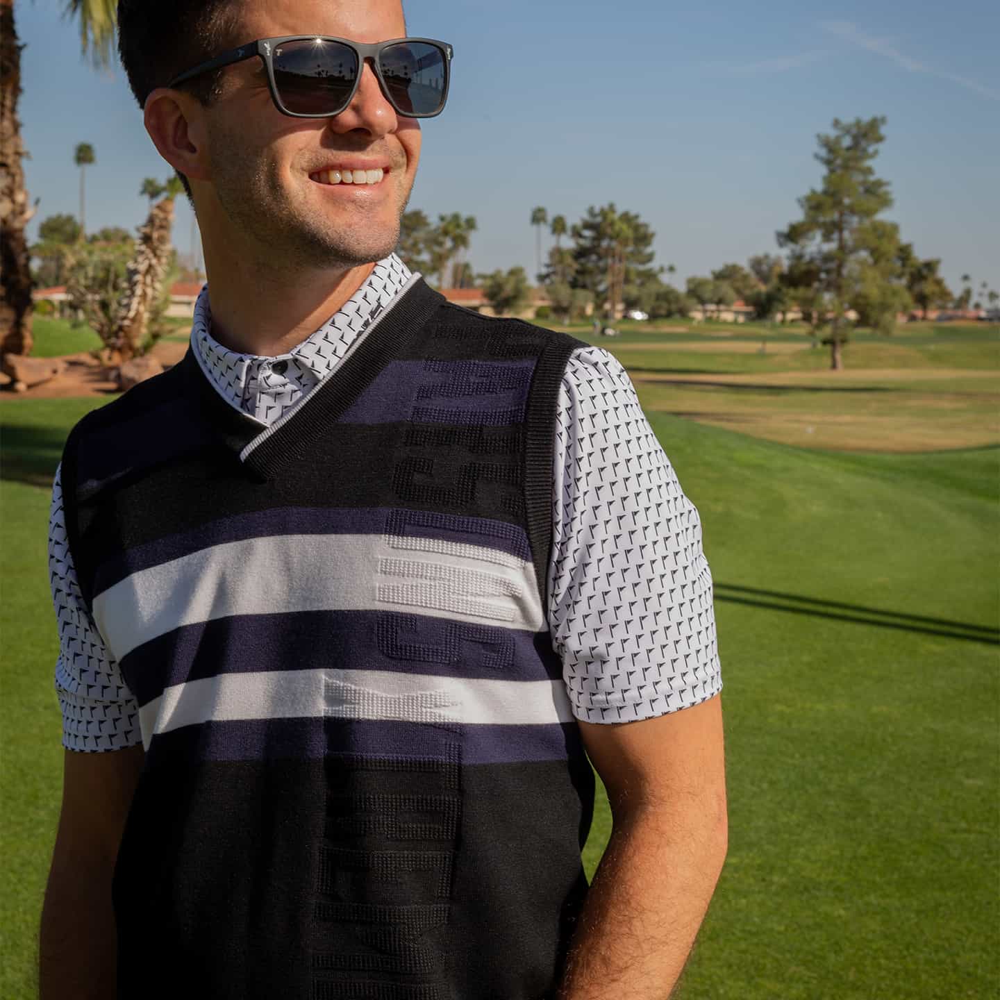 Men's V-Neck Color Block Knitted Vest PXG